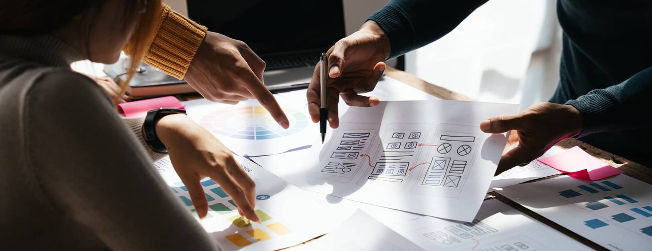 ux-graphic-designer-creative-sketch-planning-appli-K9DF2JZ.jpg